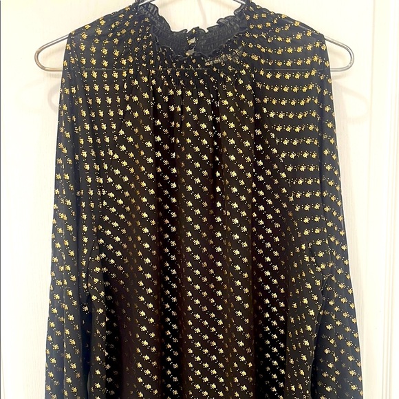 Elegant Black & Gold Print Top - ROSE + OLIVE - Size Large - Picture 4 of 16
